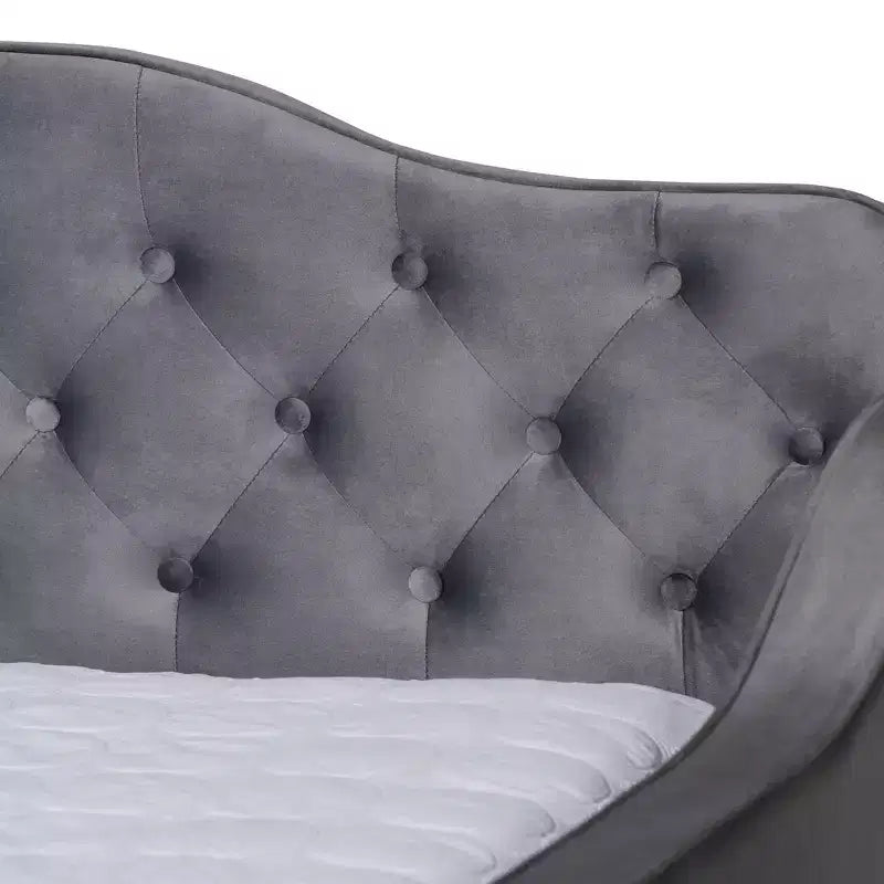 Lit de repos en tissu velours avec capitonnage à boutons