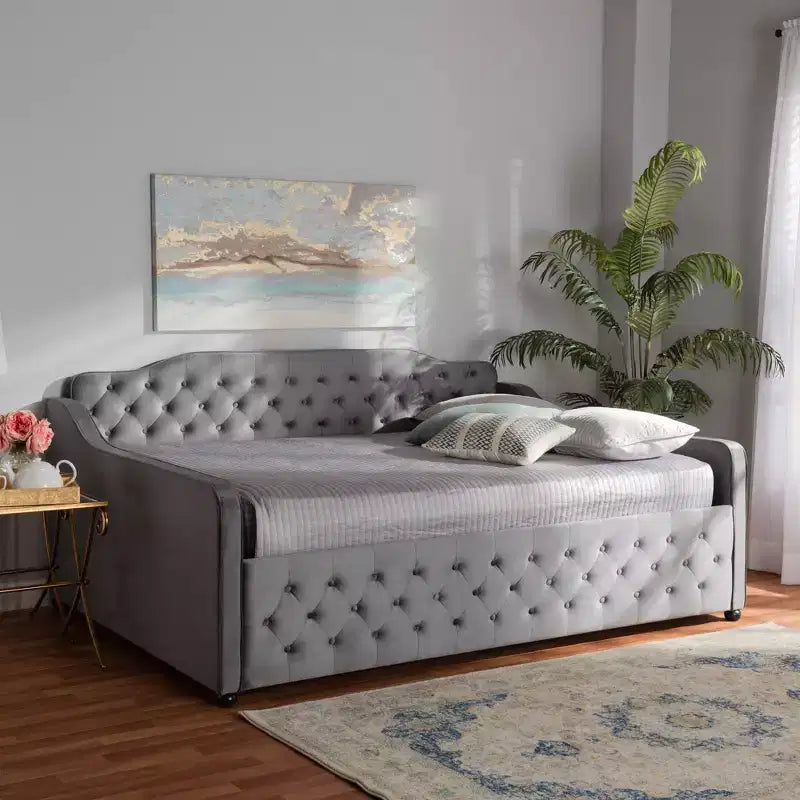 Lit de repos en tissu velours avec capitonnage à boutons